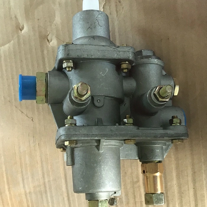 Wheel Loader 803004037 4120000084 Oil & Water separator 