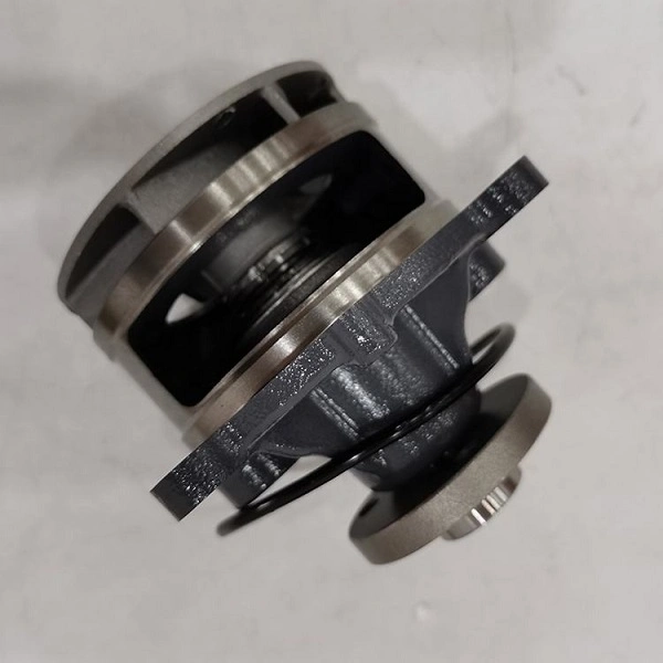 VoIvo Truck Engine Parts VOE23974640 Coolant Water Pump 