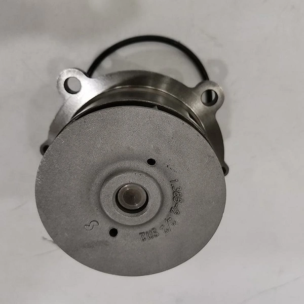 VoIvo Truck Engine Parts VOE23974640 Coolant Water Pump 