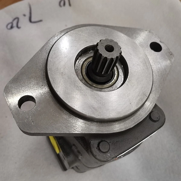 Excavator EC360 EC330 Parts 14530502 VOE14530502 Gear Pump 