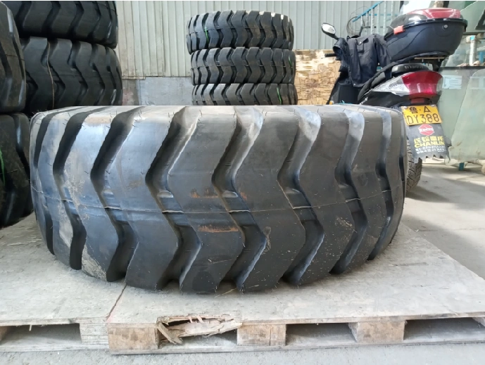 23.5-25 Loader Tire Solid Tire ZL50G Wheel Loader 