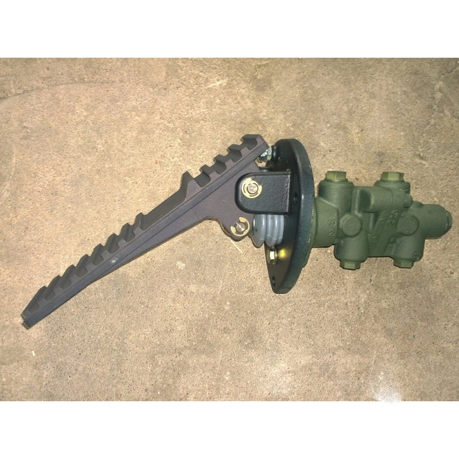 Liugong Spare Parts 13c0219 Brake Valve 06-466-245 