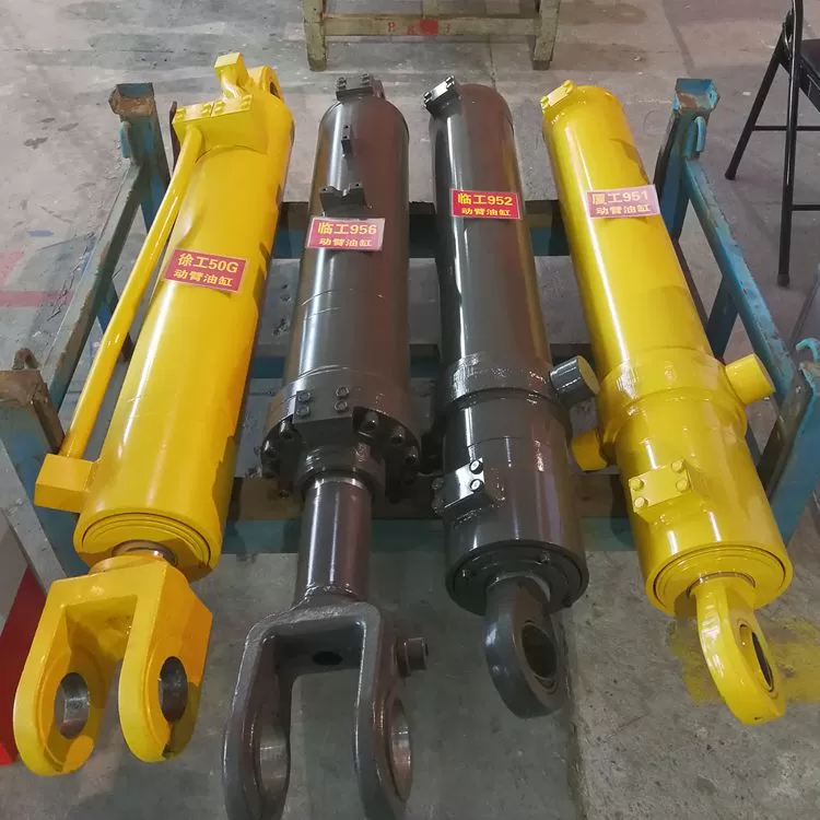 Lift Boom Cylinder 2