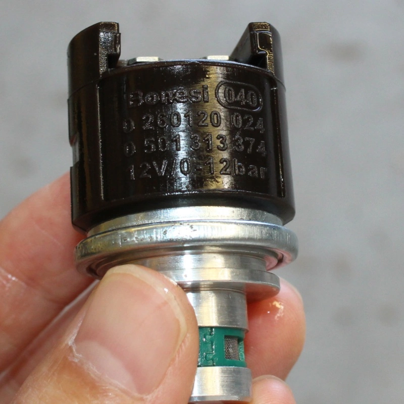 New 12V Transmission Solenoid Valve Compatible with ZF 4WG180 4WG200 0260120024 0501313374 
